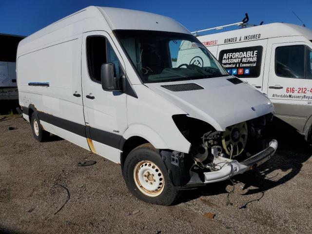 WD3PE8CB7C5709215 - 2012 MERCEDES-BENZ SPRINTER 2 WHITE photo 1