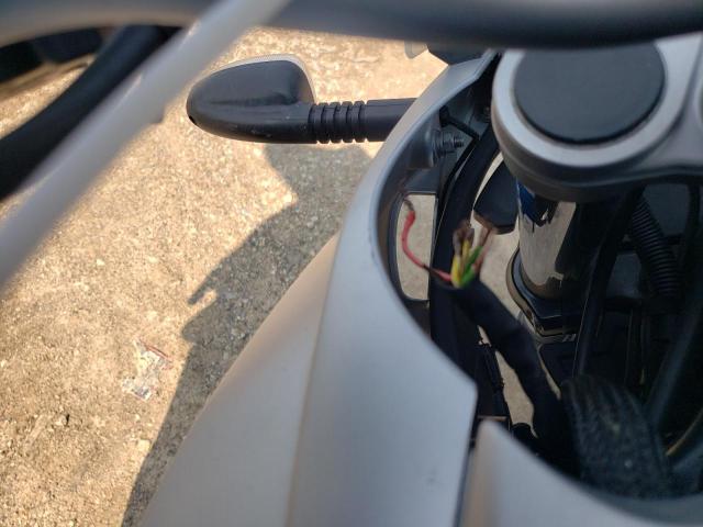 WB1022806BZ062007 - 2011 BMW F650 GS Արծաթագույն լուսանկար 9