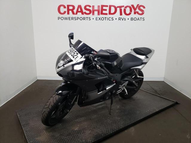 JYARJ06EX3A002467 - 2003 YAMAHA YZFR6 L GRAY photo 2