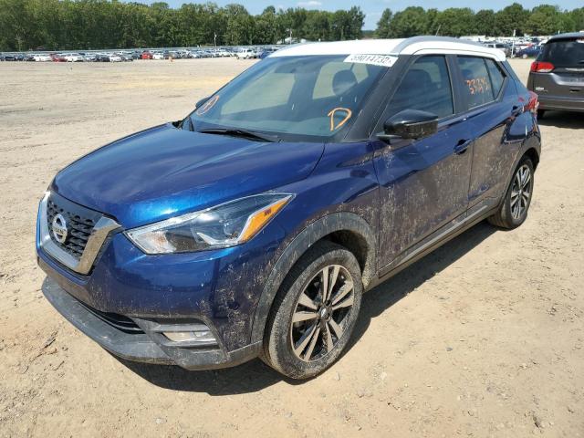 3N1CP5CU2KL558705 - 2019 NISSAN KICKS S BLUE photo 2