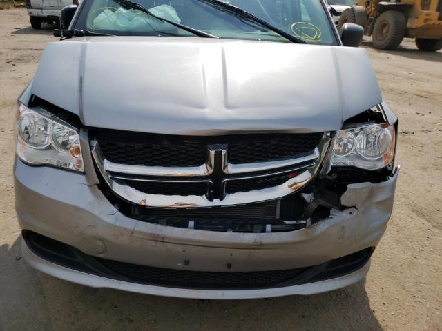 2C4RDGBGXKR642247 - 2019 DODGE GRAND CARA SILVER photo 9