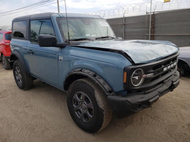 1FMDE5AH1NLB02879 - 2022 FORD BRONCO BAS BLUE photo 1