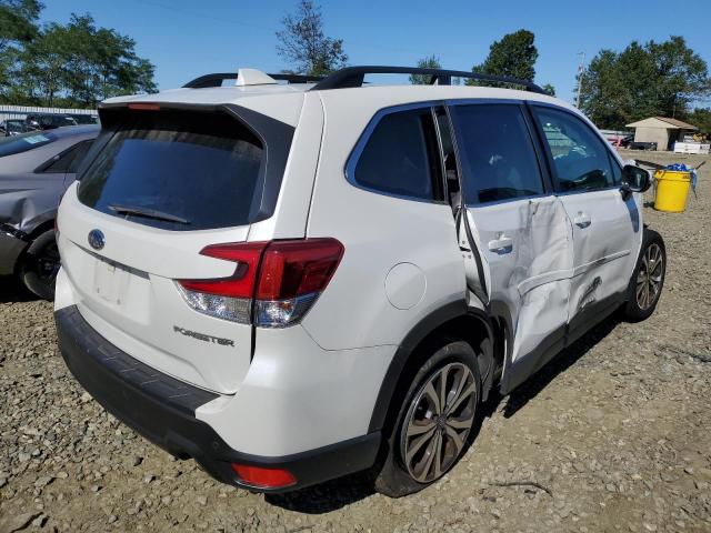 JF2SKAUC9LH414835 - 2020 SUBARU FORESTER L WHITE photo 4