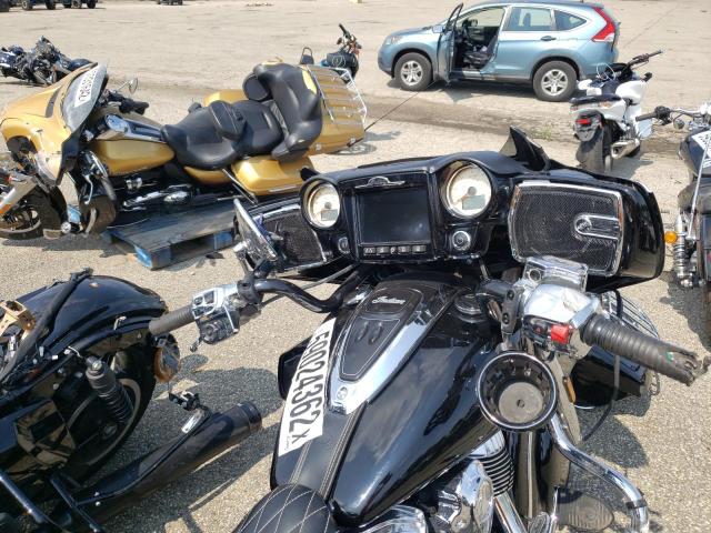 56KTRAAA2H3345468 - 2017 INDIAN MOTORCYCLE CO. ROADMASTER BLACK photo 5
