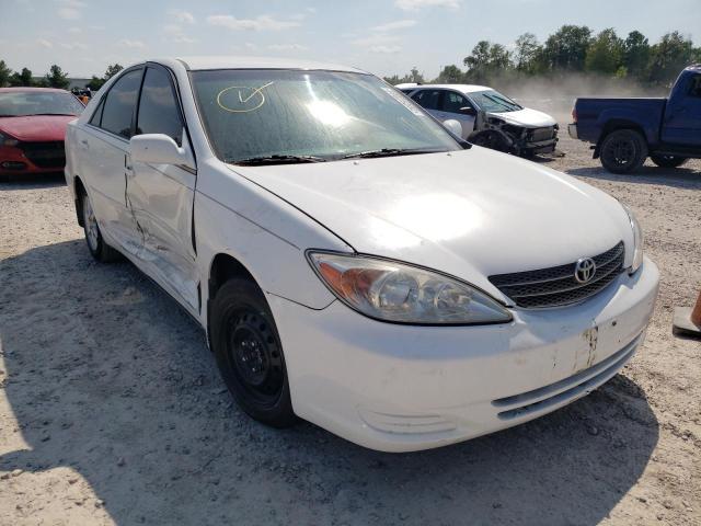 4T1BE32K12U049709 - 2002 TOYOTA CAMRY LE WHITE photo 1