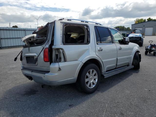 5LMFU28R93LJ36930 - 2003 LINCOLN NAVIGATOR 银色 照片 4