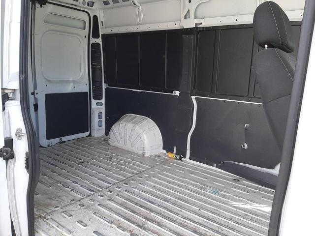 3C6TRVBGXJE143144 - 2018 RAM PROMASTER 白色 照片 6