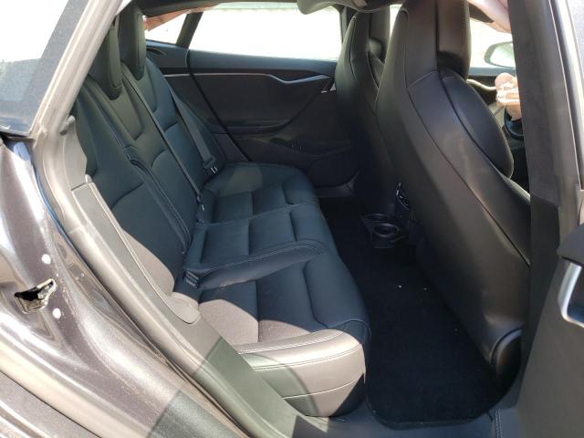 5YJSA1E41JF284412 - 2018 TESLA MODEL S Մոխրագույն լուսանկար 6