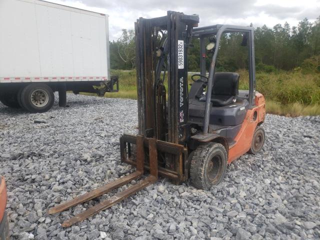 10702 - 2013 TOYOTA FORKLIFT ORANGE photo 2