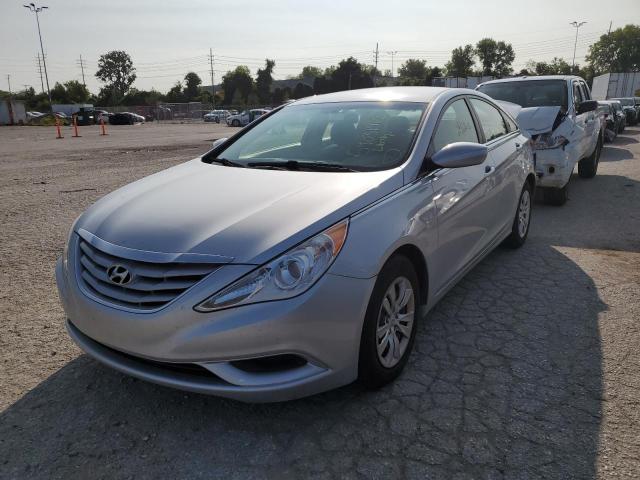 5NPEB4AC8CH429510 - 2012 HYUNDAI SONATA GLS SILVER photo 2