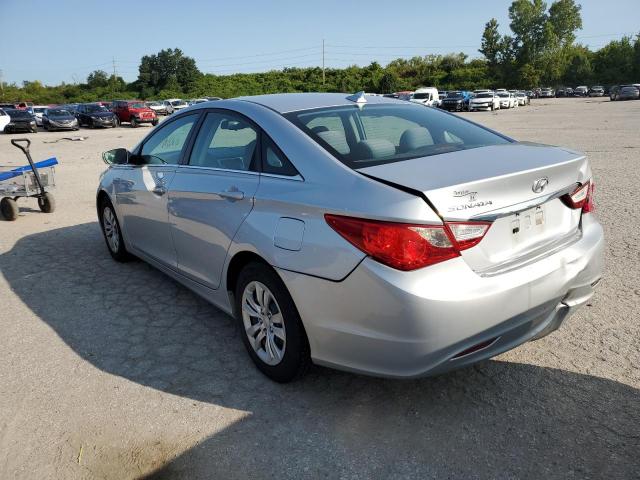 5NPEB4AC8CH429510 - 2012 HYUNDAI SONATA GLS SILVER photo 3