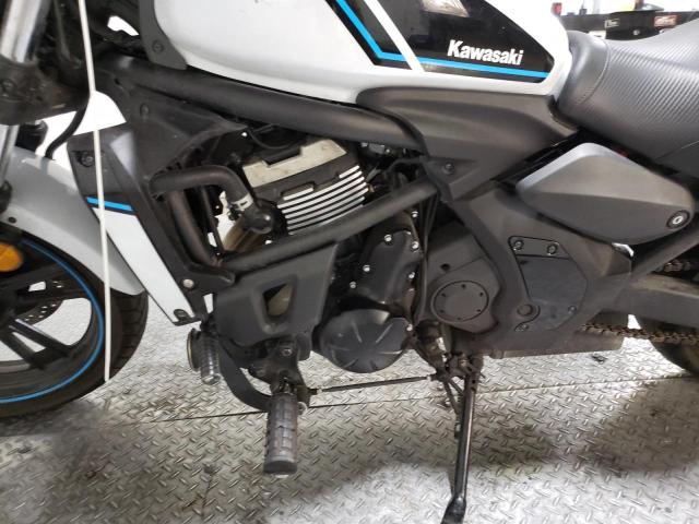 JKAENEC12MDA03681 - 2021 KAWASAKI EN650 C WHITE photo 6