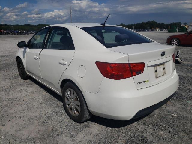 KNAFU4A22D5722968 - 2013 KIA FORTE EX WHITE photo 3