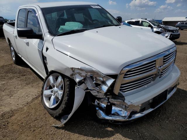 1C6RR7TT1KS684325 - 2019 RAM 1500 CLASS WHITE photo 1