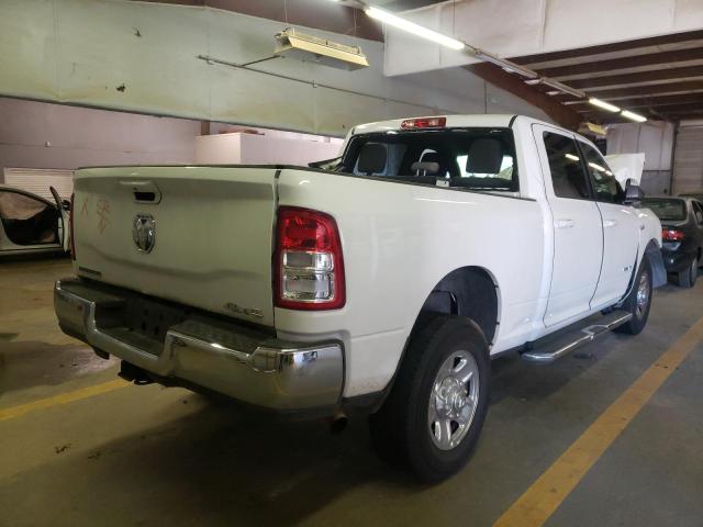 3C6UR5DJ1NG142729 - 2022 RAM 2500 BIG H WHITE photo 4