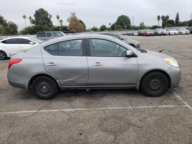 3N1CN7AP5DL853699 - 2013 NISSAN VERSA S SILVER photo 9