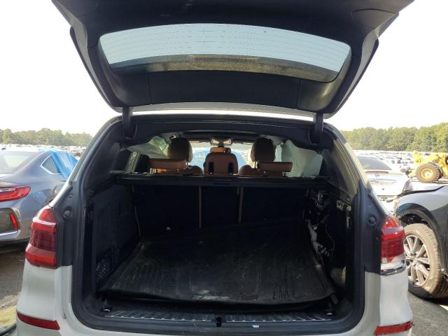 5UXTR9C51KLR10626 - 2019 BMW X3 XDRIVE3 WHITE photo 9