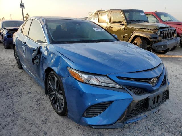 4T1B61HK9KU182310 - 2019 TOYOTA CAMRY XSE BLUE photo 1