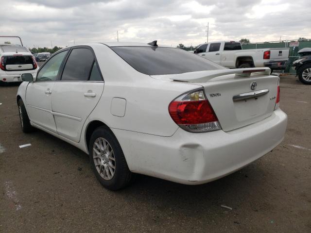 4T1BE32K06U735424 - 2006 TOYOTA CAMRY LE WHITE photo 3