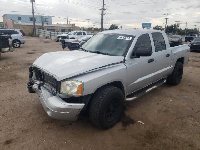 1D7HW48N56S519394 - 2006 DODGE DAKOTA QUA SILVER photo 2