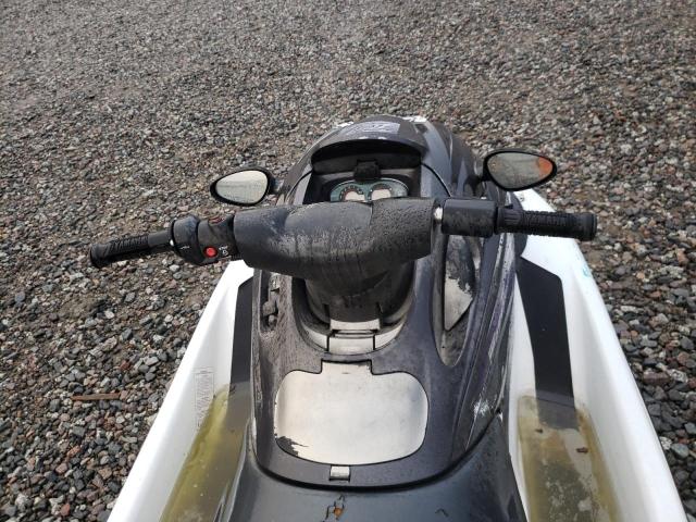 YAMA2383L304 - 2004 YAMAHA WAVERUNNER WHITE photo 5