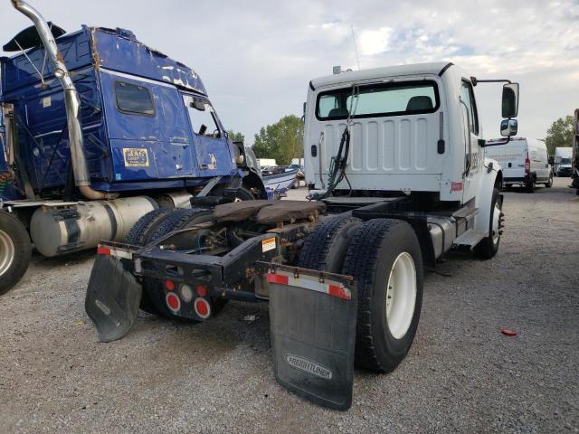 1FUBCXDJX9HAF5329 - 2009 FREIGHTLINER M2 106 MED WHITE photo 4