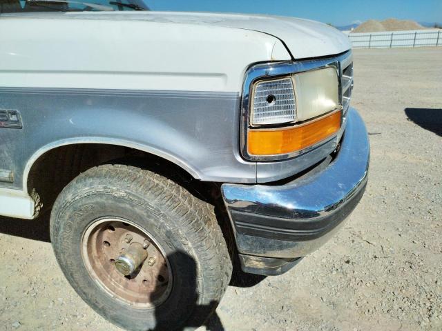 1FTEX14H3RKA09123 - 1994 FORD F150 TWO TONE photo 9