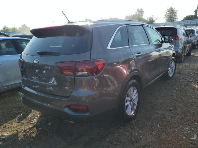 5XYPGDA37LG638156 - 2020 KIA SORENTO L BROWN photo 4