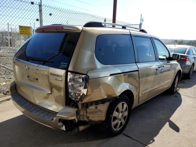 KNDMC233576018298 - 2007 HYUNDAI ENTOURAGE TAN photo 4