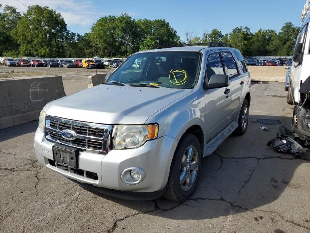 1FMCU9DG0BKA46833 - 2011 FORD ESCAPE SILVER photo 2