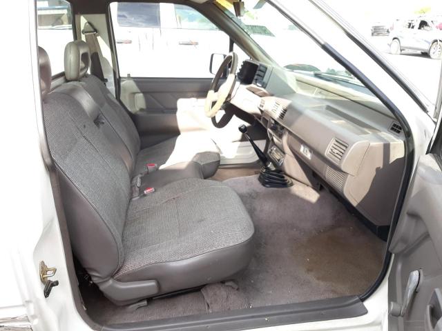 4S1CL11L9N4220927 - 1992 ISUZU CONVENTION WHITE photo 5