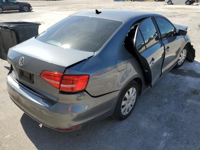 3VW2K7AJ9FM301064 - 2015 VOLKSWAGEN JETTA BASE رمادي صورة 4