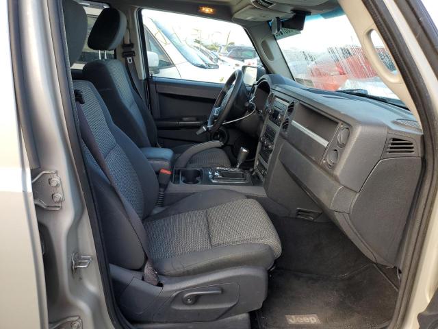 1J8HG48N58C155796 - 2008 JEEP COMMANDER 米色 照片 5