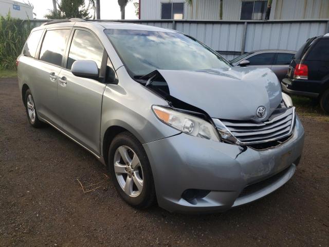 5TDKK3DC0FS531567 - 2015 TOYOTA SIENNA LE SILVER photo 1