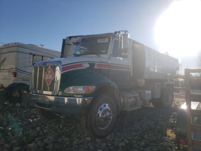 2NP2HJ7X7KM617162 - 2019 PETERBILT 337 WHITE photo 2