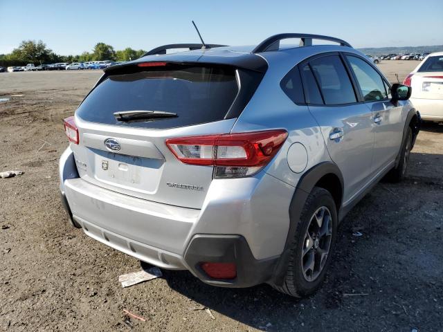 JF2GTAACXJH338255 - 2018 SUBARU CROSSTREK SILVER photo 4