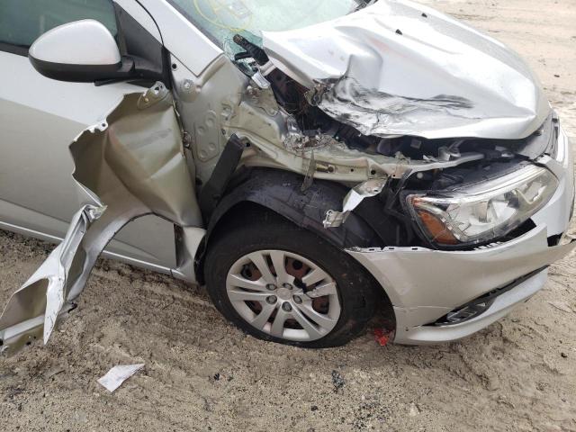 1G1JB5SH5H4144171 - 2017 CHEVROLET SONIC LS 银色 照片 9