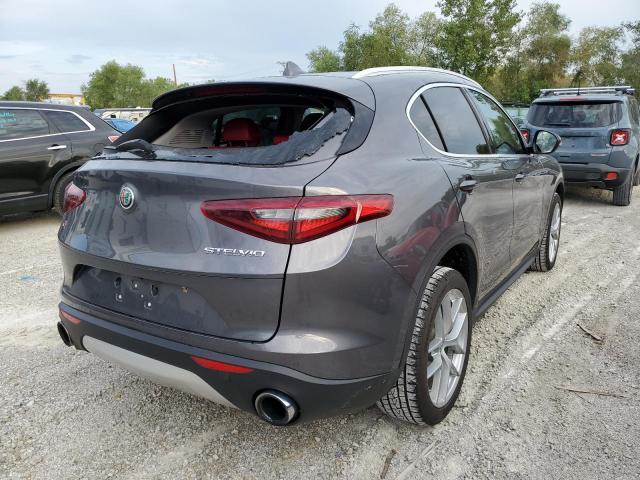 ZASFAKAN9J7B78860 - 2018 ALFA ROMEO STELVIO GRAY photo 4