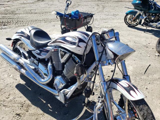 5VPXB36NXC3005644 - 2012 VICTORY MOTORCYCLES JACKPOT TWO TONE photo 9