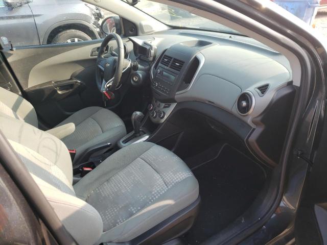 1G1JA5SH9G4174386 - 2016 CHEVROLET SONIC LS SILVER photo 5