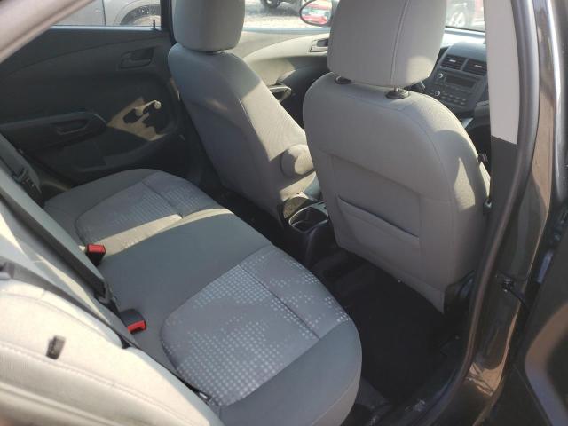 1G1JA5SH9G4174386 - 2016 CHEVROLET SONIC LS SILVER photo 6