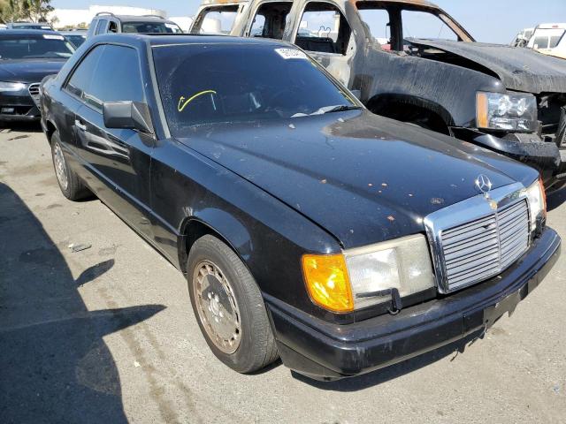 WDBEA50D6JA696215 - 1988 MERCEDES-BENZ 300 CE BLACK photo 1