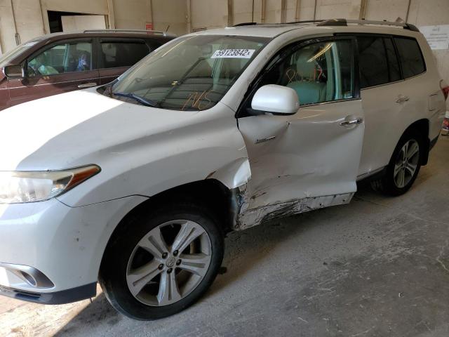 5TDDK3EH1DS255707 - 2013 TOYOTA HIGHLANDER WHITE photo 9