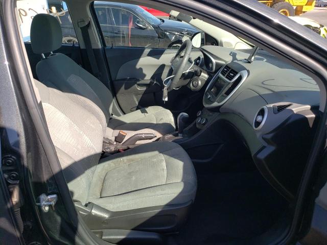 1G1JB5SG2J4113070 - 2018 CHEVROLET SONIC LS CHARCOAL photo 5