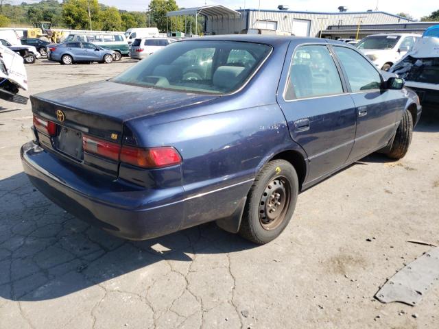 4T1BG22K4XU546071 - 1999 TOYOTA CAMRY CE BLUE photo 4