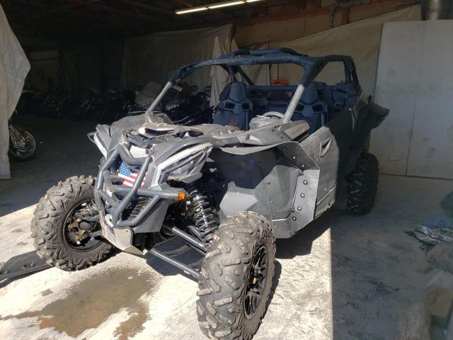 3JBVDAW48JK001873 - 2018 CAN-AM MAVERICK X TWO TONE photo 2