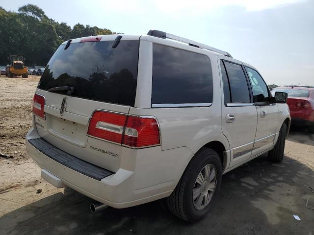 5LMJJ2J54DEL04425 - 2013 LINCOLN NAVIGATOR WHITE photo 4