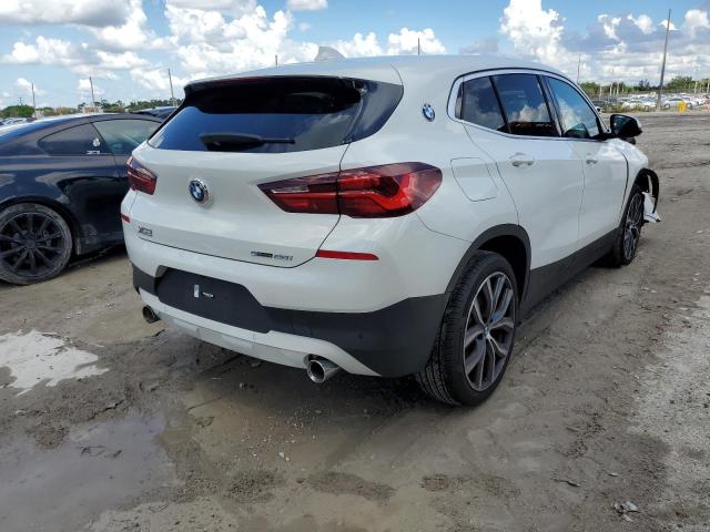 WBXYH9C07N5U70695 - 2022 BMW X2 SDRIVE2 白色 照片 4