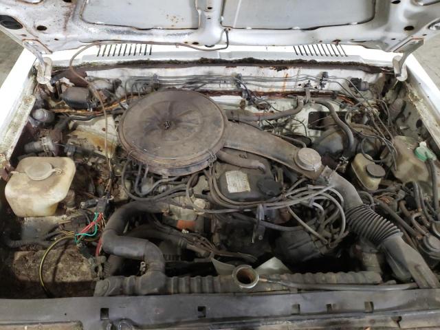 JN6MD02H7CW100197 - 1982 NISSAN DATSON WHITE photo 9