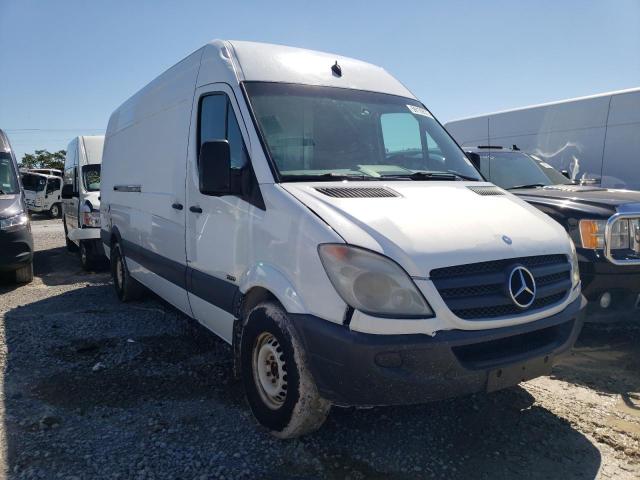 WD3PE8CB3B5588603 - 2011 MERCEDES-BENZ SPRINTER 2 WHITE photo 1